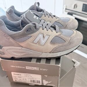 New Balance Wtaps 990v2